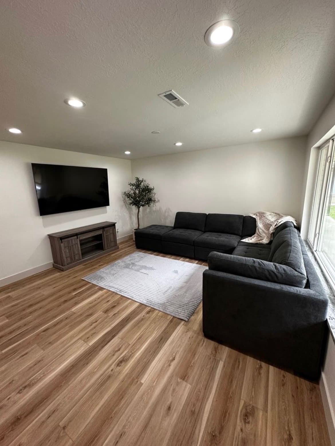 Apartment 8