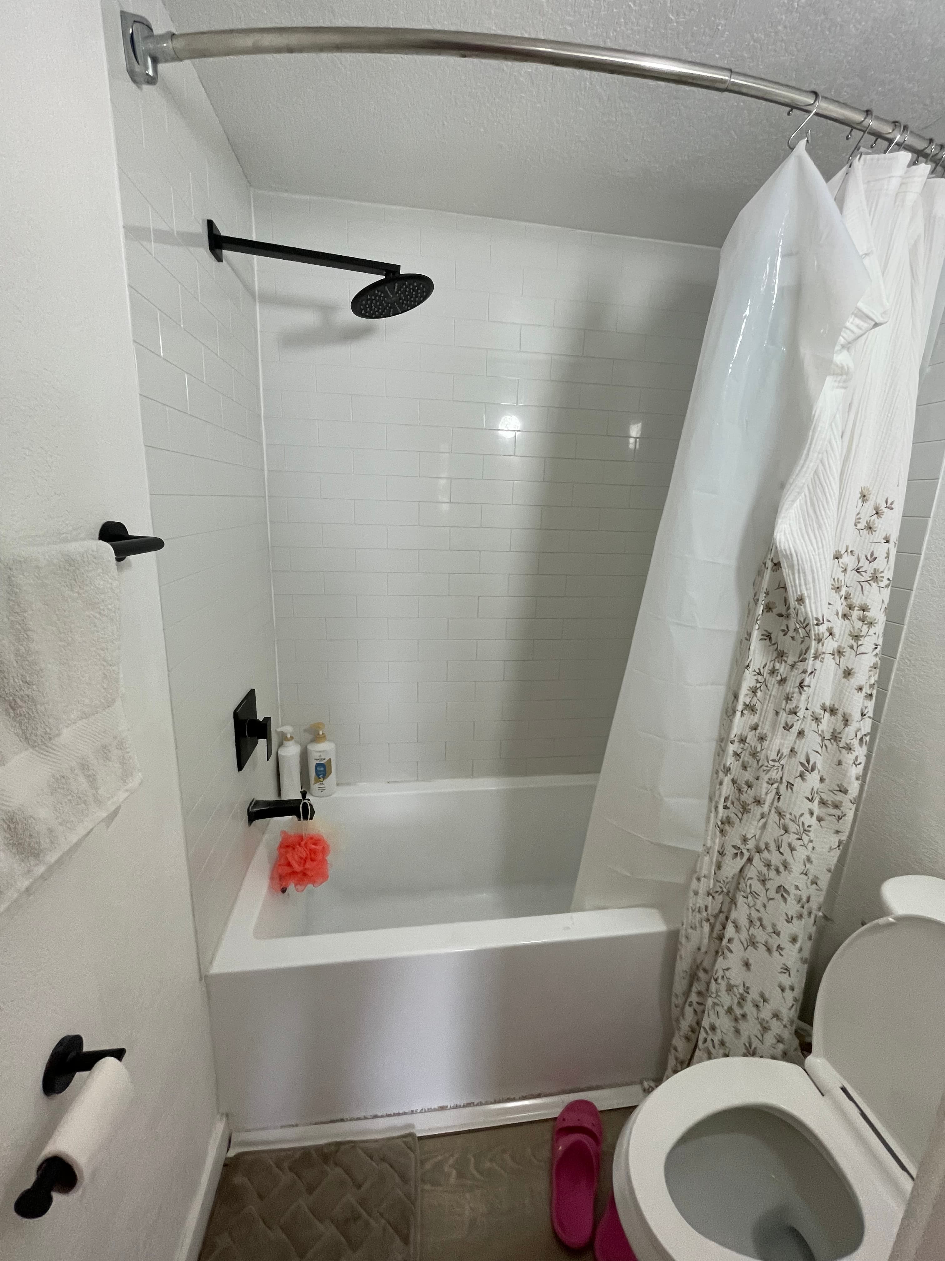 2 Beds at Glenwood Apartments