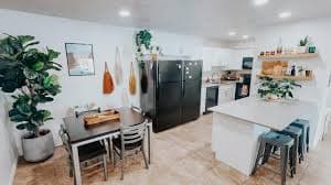 Raintree Apartments