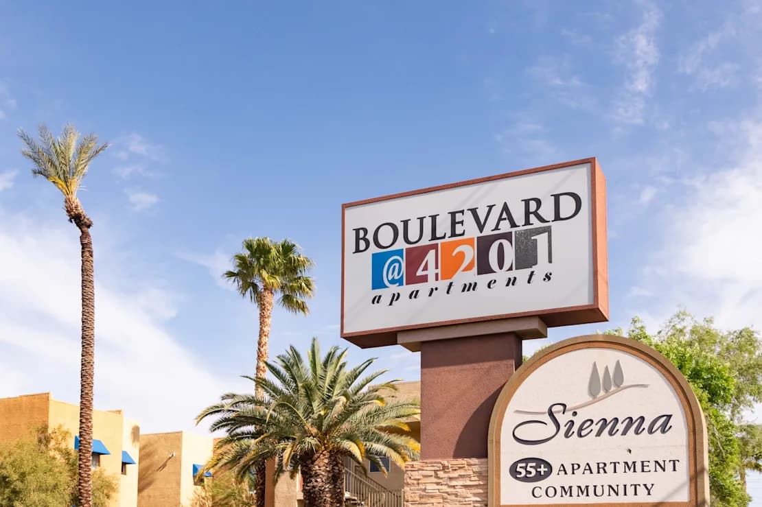 Boulevard @ 4201 Apartments
