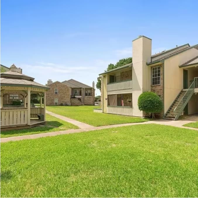 Aspen Court Apartments
