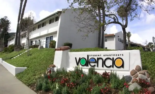 Valencia Apartments