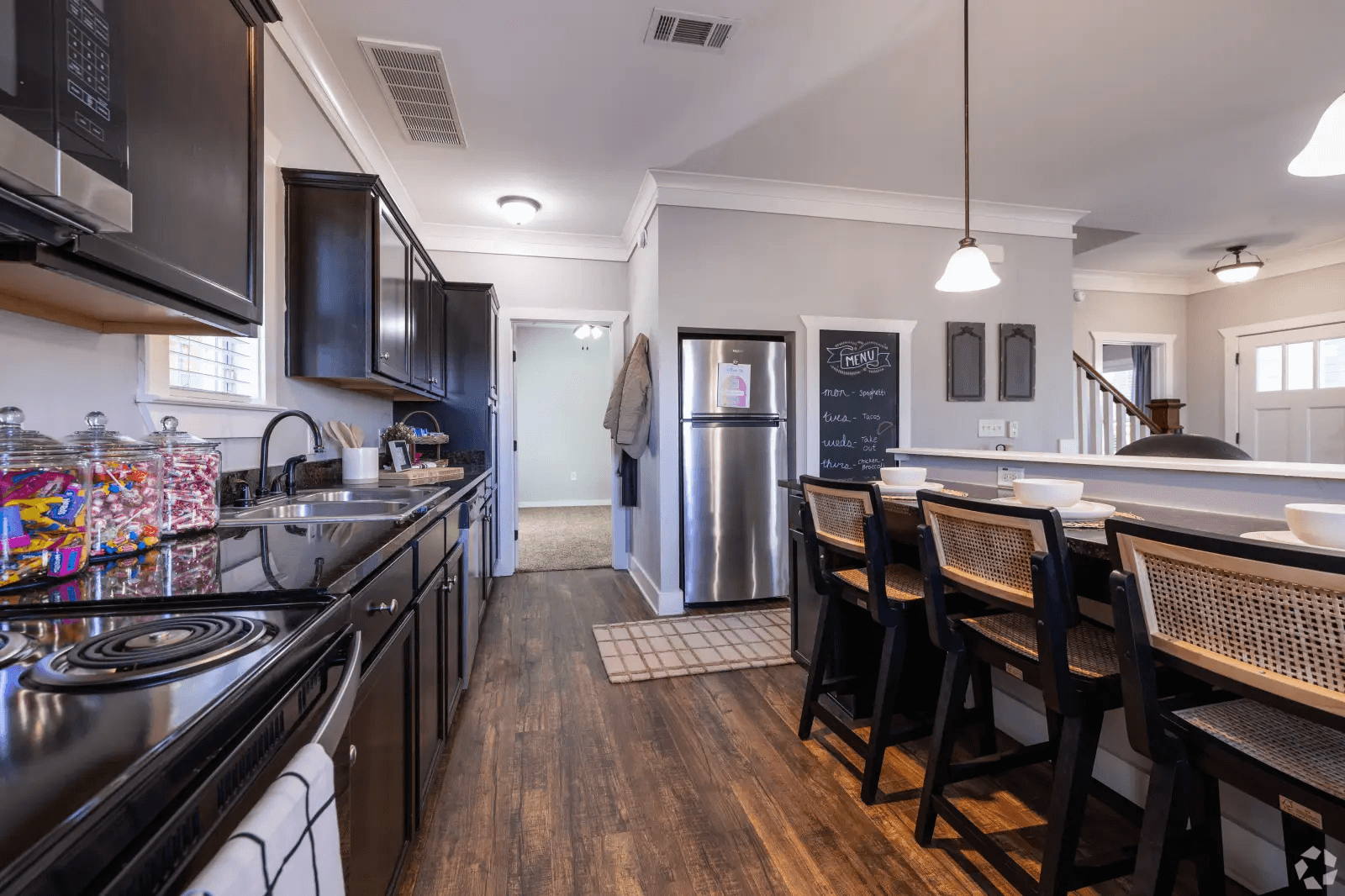 Room at the Cottages of College Station (9 min drive from West Campus)