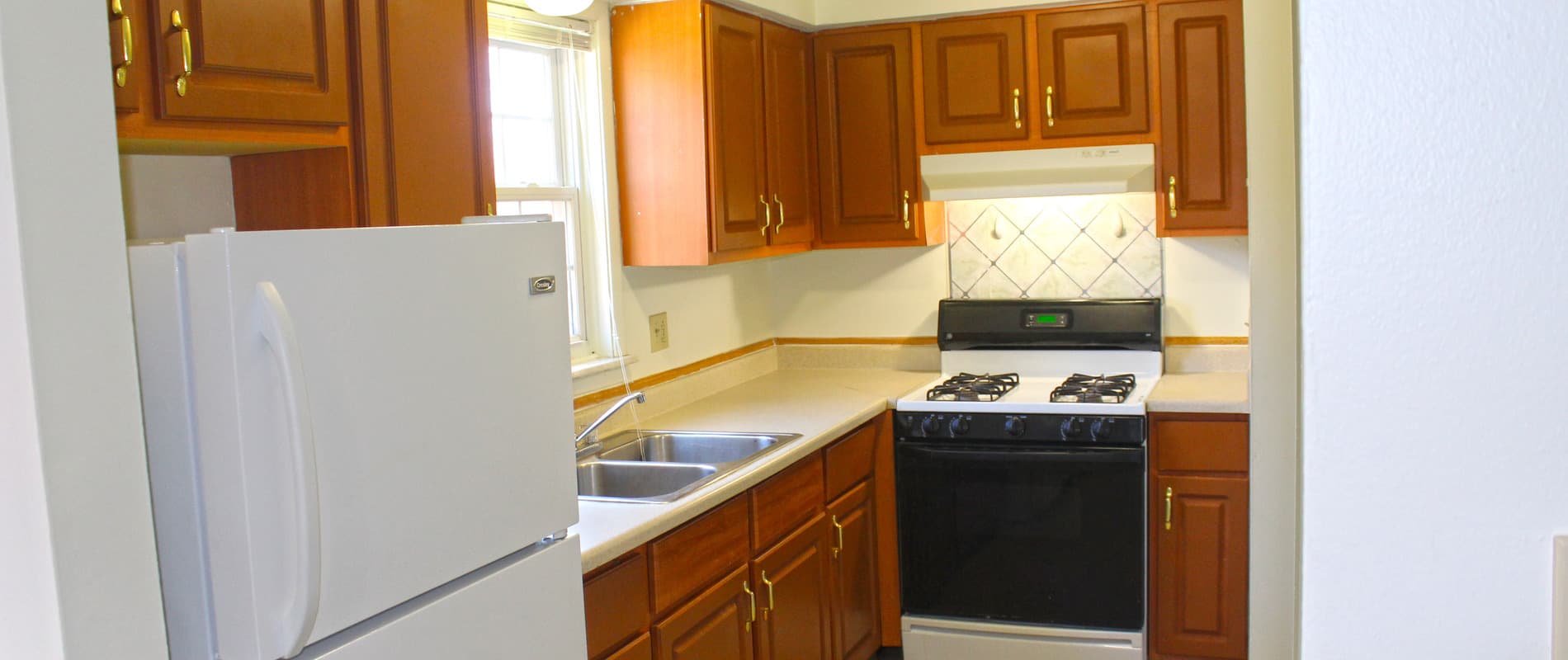 Sutton Place Apartments
