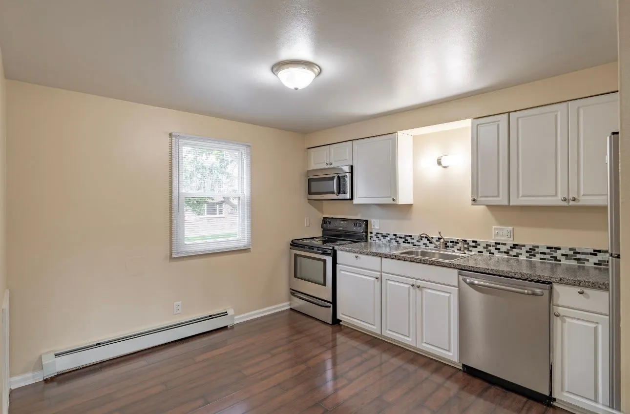 Lake Heights Apartments