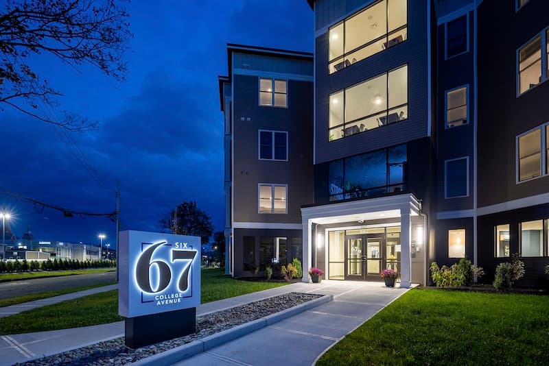 Six67 College Avenue