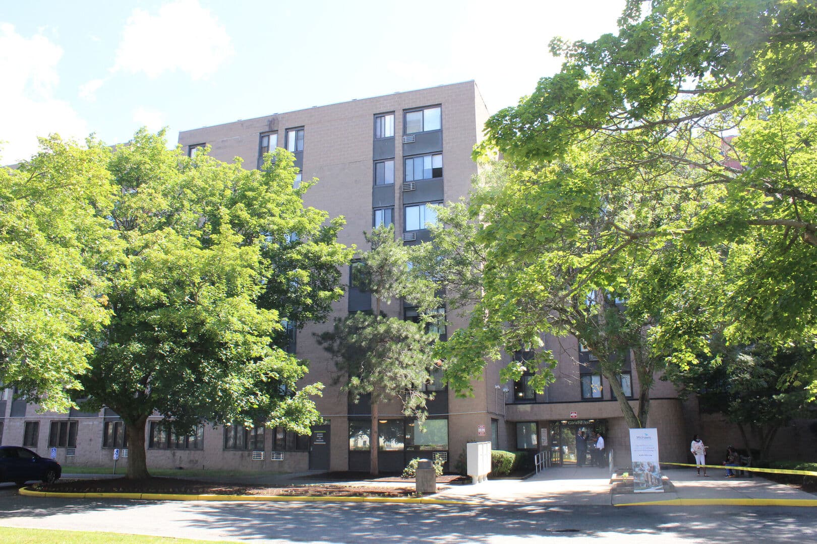 Bergen Circle Apartments